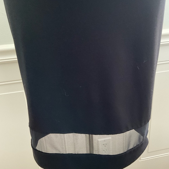 Alice&Olivia Black “Cate” Mesh Stripe V-Neck LBD NWOT - Picture 6 of 12